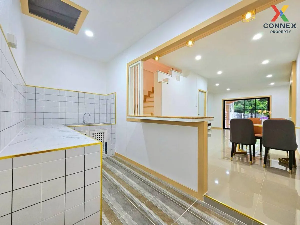 For Sale Townhouse/Townhome  , Baan Manawadee , newly renovated ,