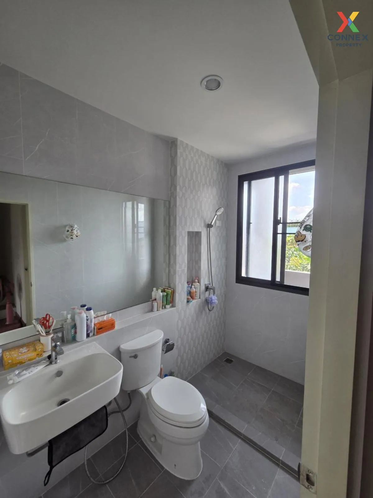 For Sale Townhouse/Townhome  , Baan Klang Muang Phahol - Ramintra
