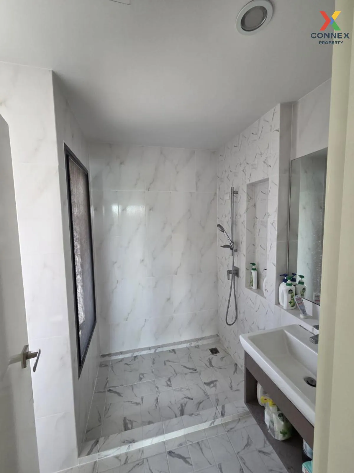 For Sale Townhouse/Townhome  , Baan Klang Muang Phahol - Ramintra