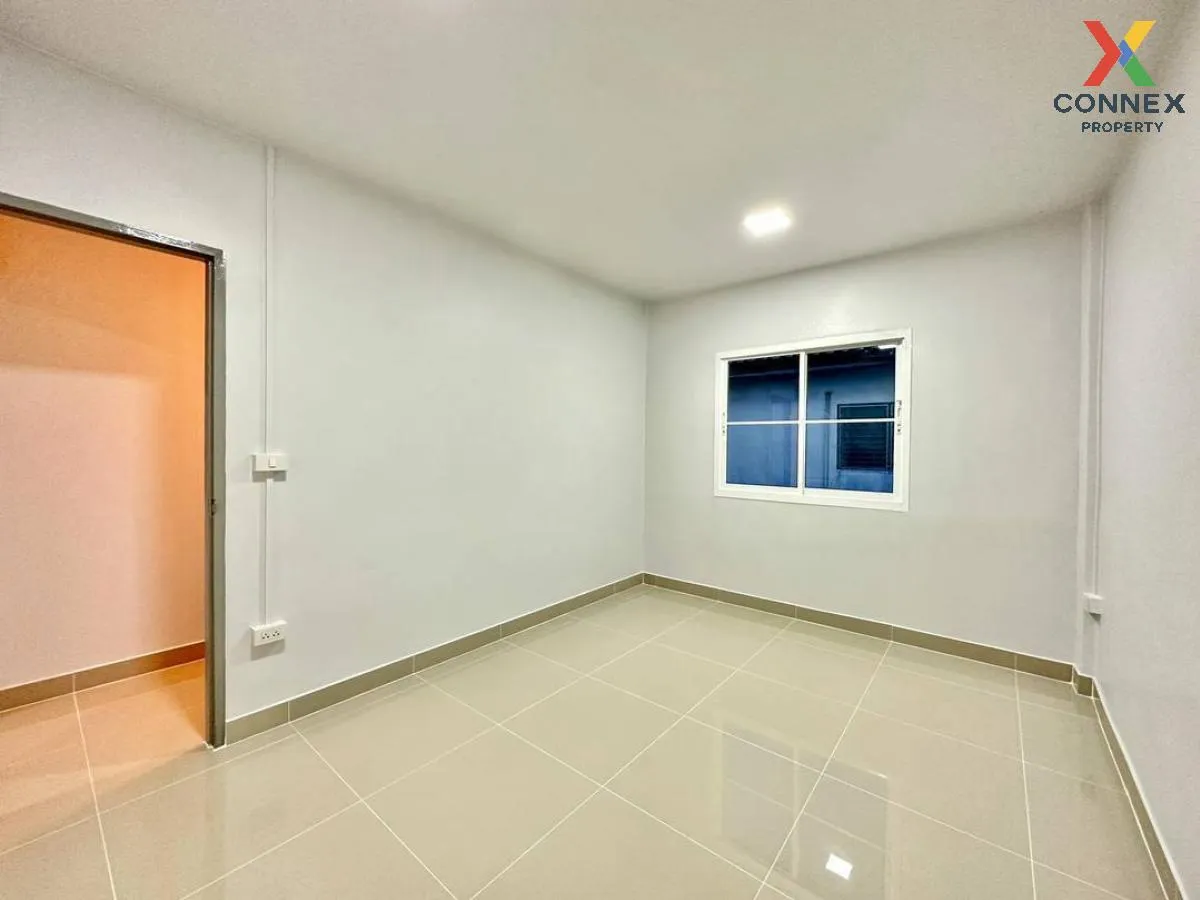 For Sale Townhouse/Townhome  , Baan Rom Ngao Mai , Bang Bua Thong