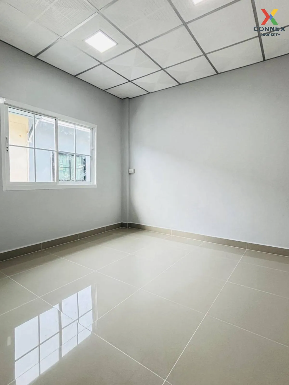 ขายทาวน์เฮ้าส์/ทาวน์โฮม  บ้านบัวทอง 4 บ้านกล้วย-ไทรน้อย รีโนเวทให