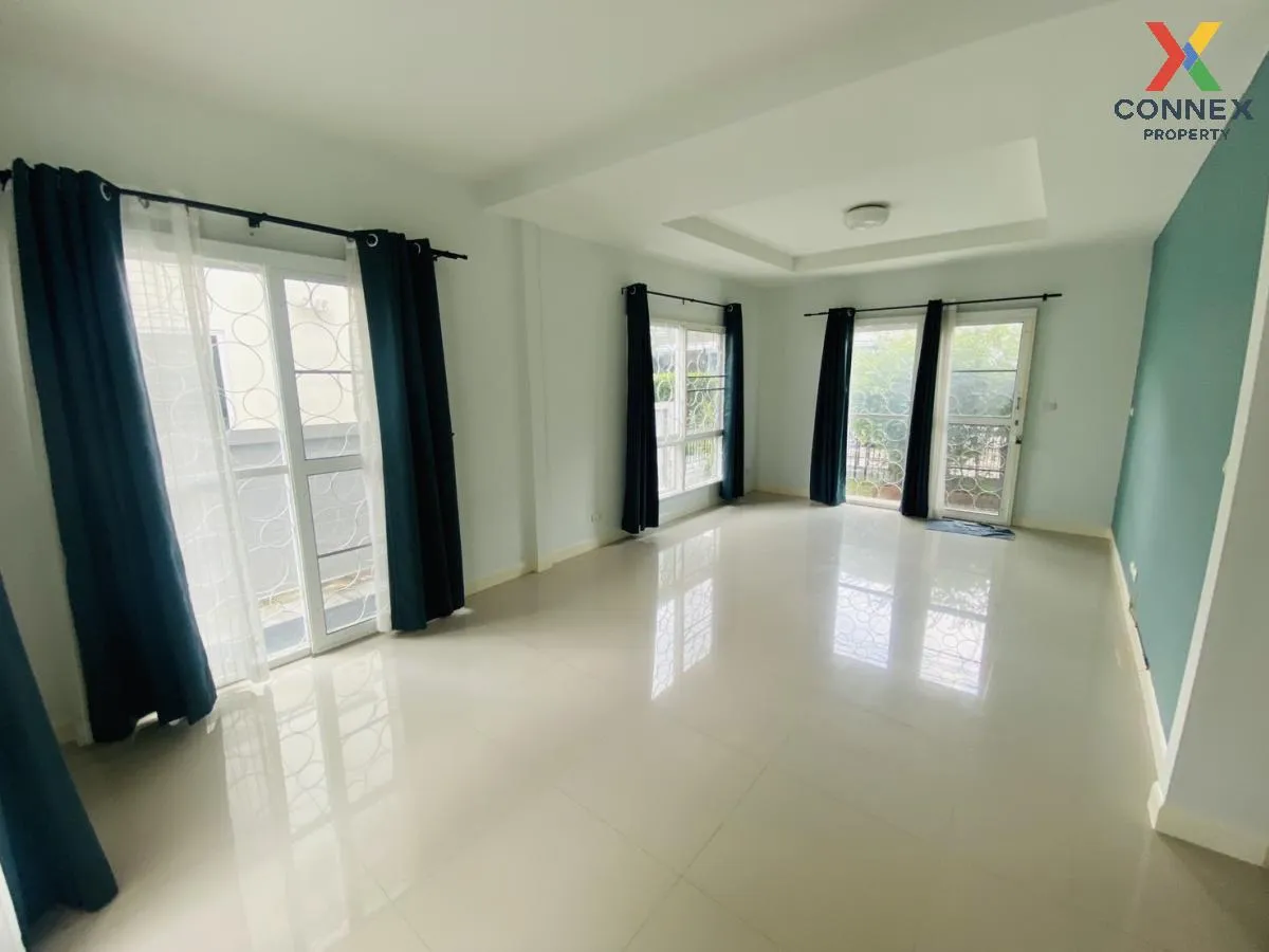 For Sale Townhouse/Townhome  , The Villa Rattanathibet , newly re