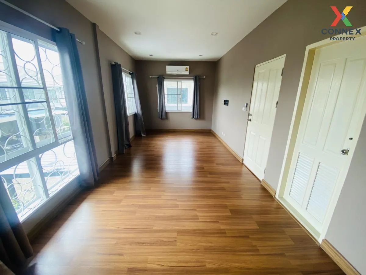 For Sale Townhouse/Townhome  , The Villa Rattanathibet , newly re