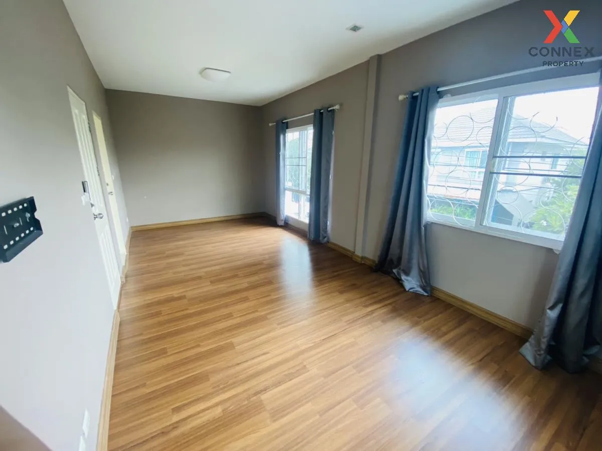 For Sale Townhouse/Townhome  , The Villa Rattanathibet , newly re