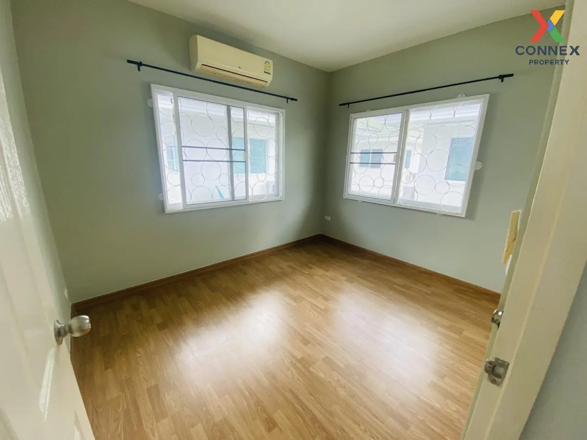 For Sale Townhouse/Townhome  , The Villa Rattanathibet , newly re