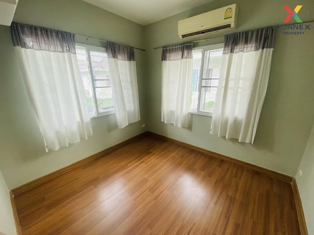 For Sale Townhouse/Townhome  , The Villa Rattanathibet , newly re