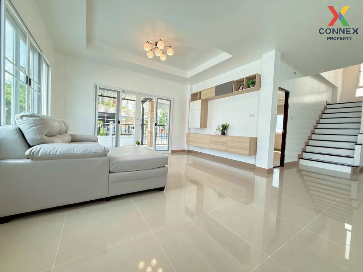 For Sale House , The Living 1 Baan Kluay - Sai Noi , wide frontag
