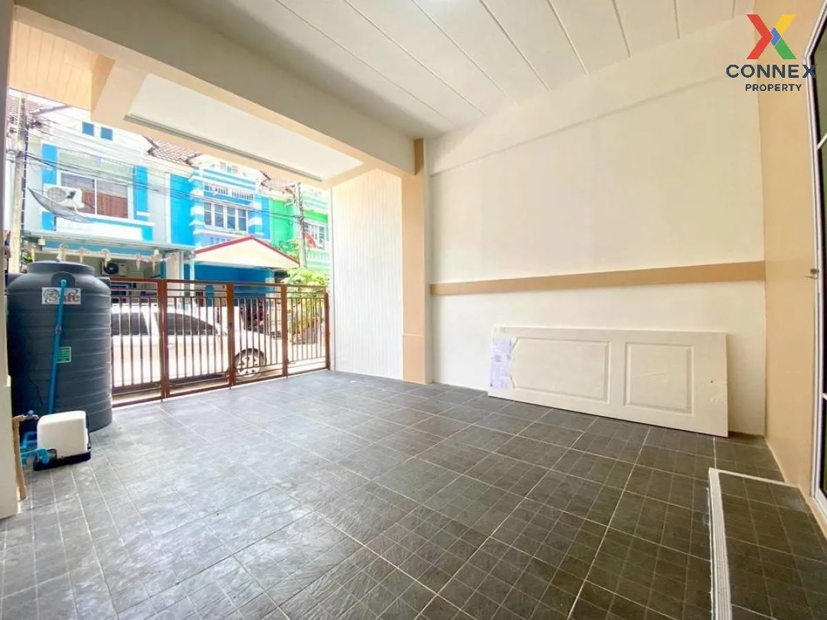 ขายทาวน์เฮ้าส์/ทาวน์โฮม  บ้านปิยวรารมย์ 1 รีโนเวทใหม่ บางบัวทอง บ 2
