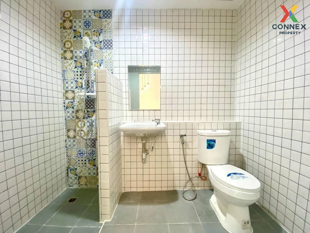 ขายทาวน์เฮ้าส์/ทาวน์โฮม  บ้านปิยวรารมย์ 1 รีโนเวทใหม่ บางบัวทอง บ