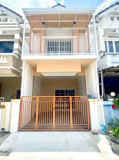 ขายทาวน์เฮ้าส์/ทาวน์โฮม  บ้านปิยวรารมย์ 1 รีโนเวทใหม่ บางบัวทอง บางบัวทอง นนทบุรี CX-124184