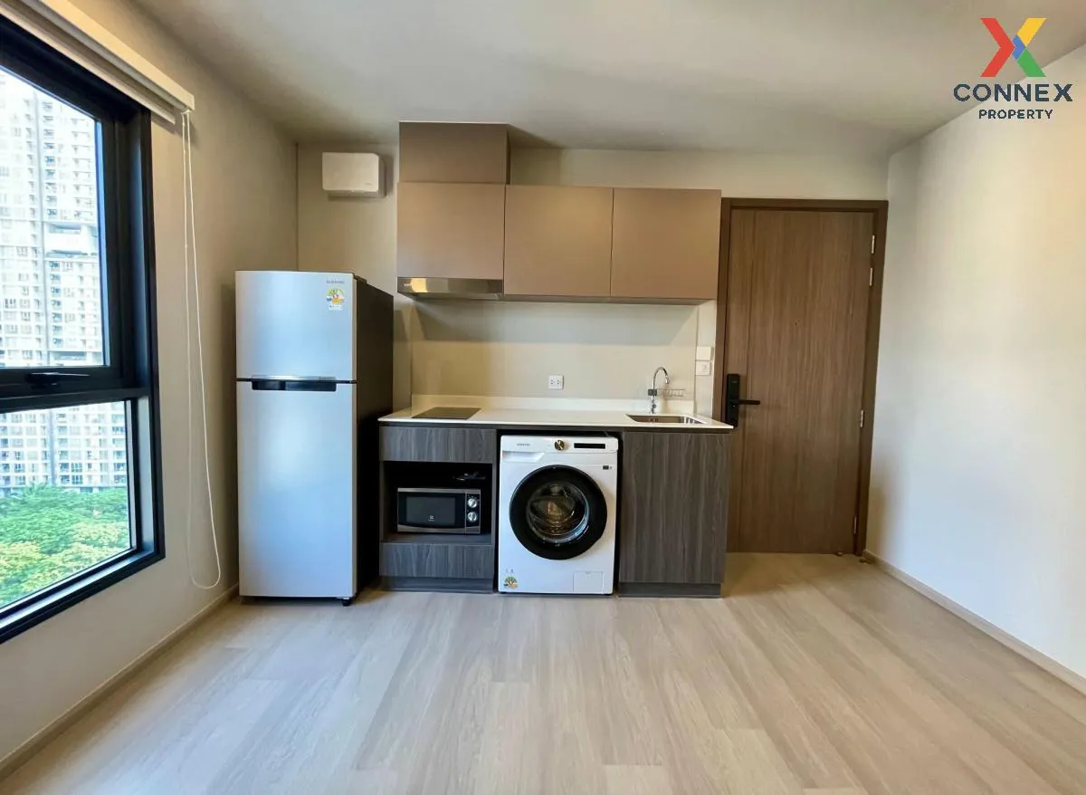 For Rent Condo , Life Phahon - Ladprao , corner unit , Chatuchak 