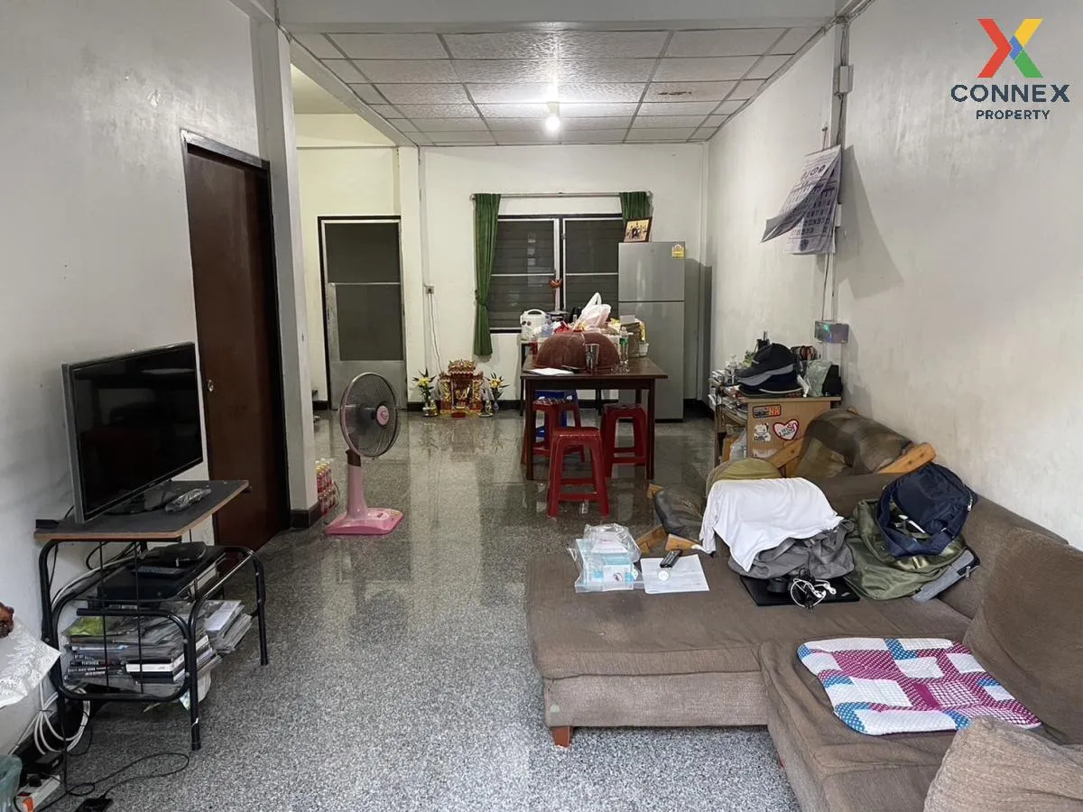 For Sale Townhouse/Townhome  , Wattananivet , Sam Saen Nok , Huai