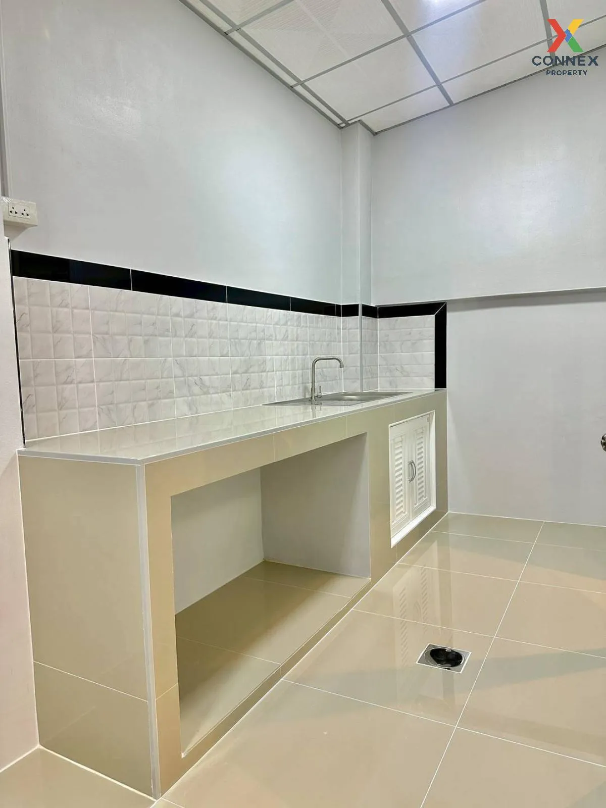 ขายทาวน์เฮ้าส์/ทาวน์โฮม  บ้านพฤกษา 14 เอ บางบัวทอง รีโนเวทใหม่ บา