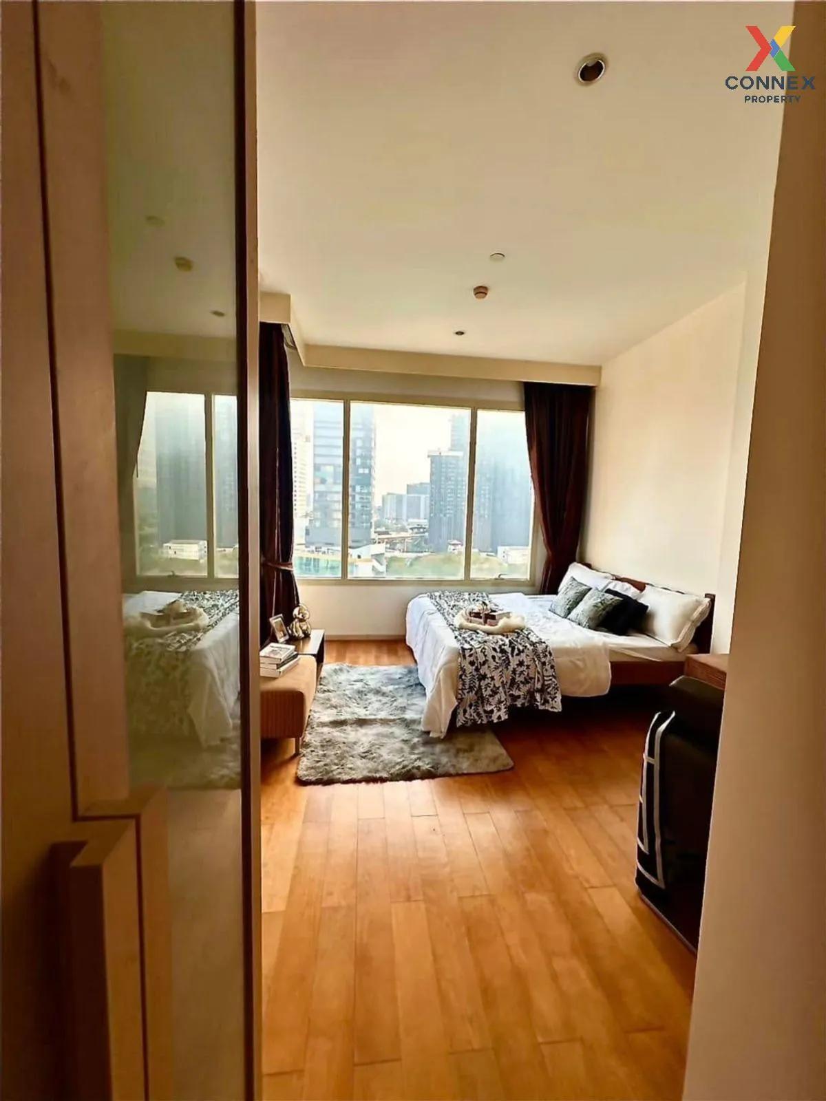 For Sale Condo , Wind Ratchayothin , high floor , newly renovated