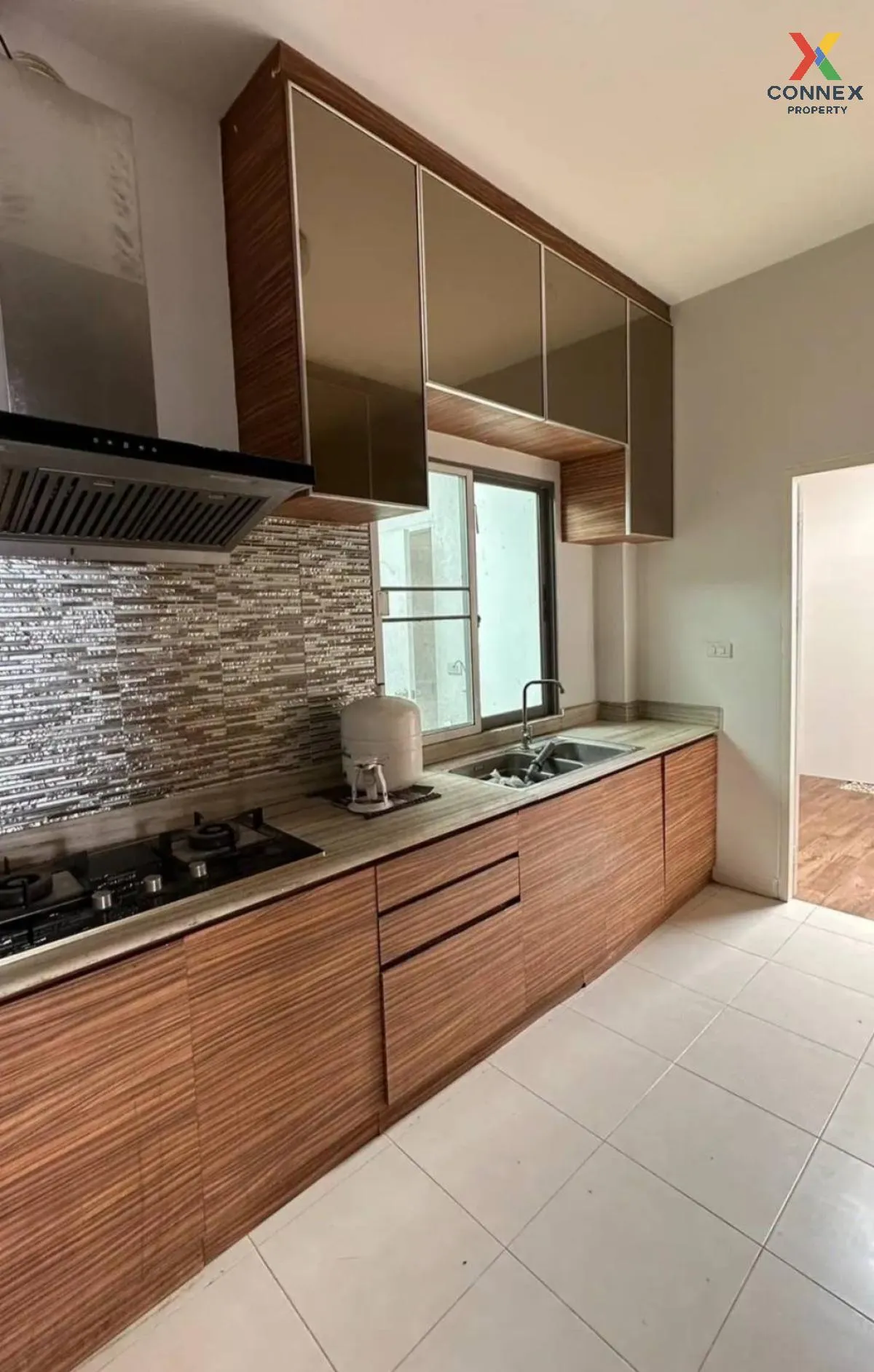 For Sale House , Perfect Place Rattanathibet , wide frontage , Sa
