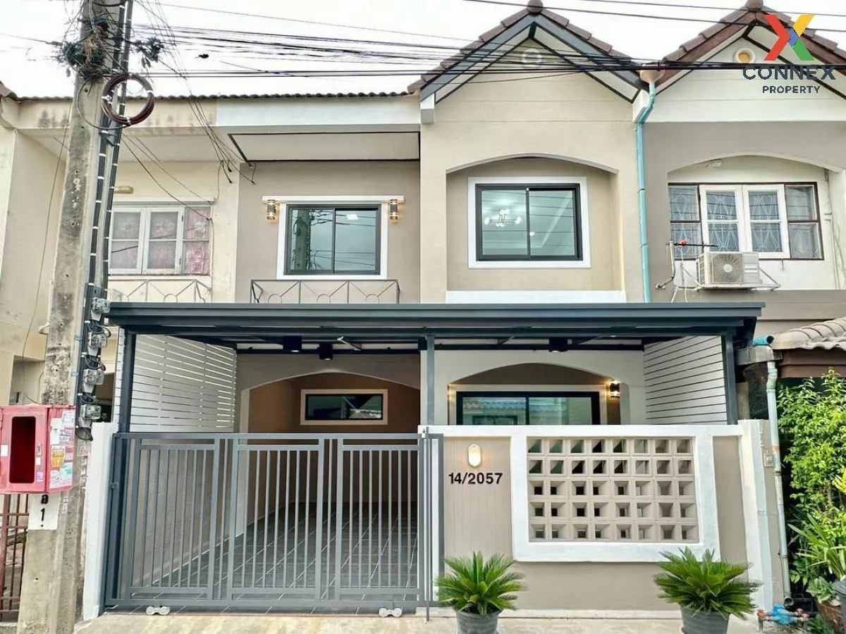 For Sale Townhouse/Townhome  , Buathong Thani Park , newly renova 1