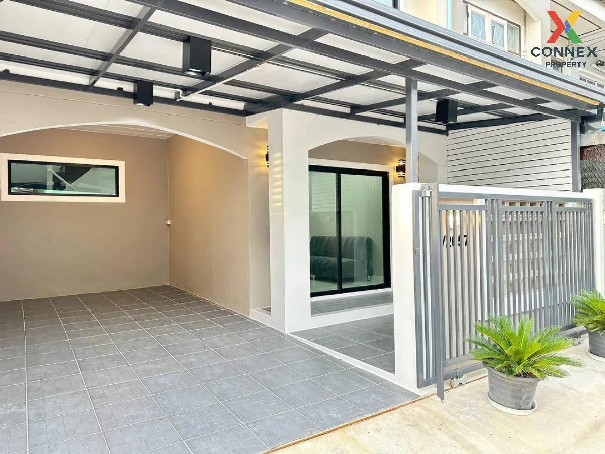 For Sale Townhouse/Townhome  , Buathong Thani Park , newly renova 2