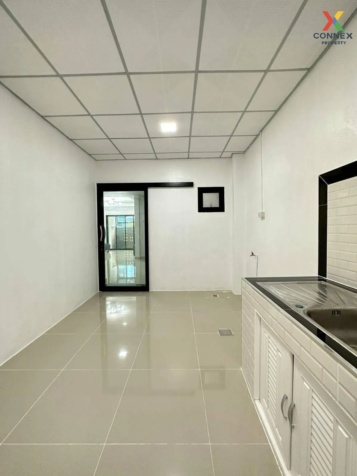 For Sale Townhouse/Townhome  , Buathong Thani Park , newly renova