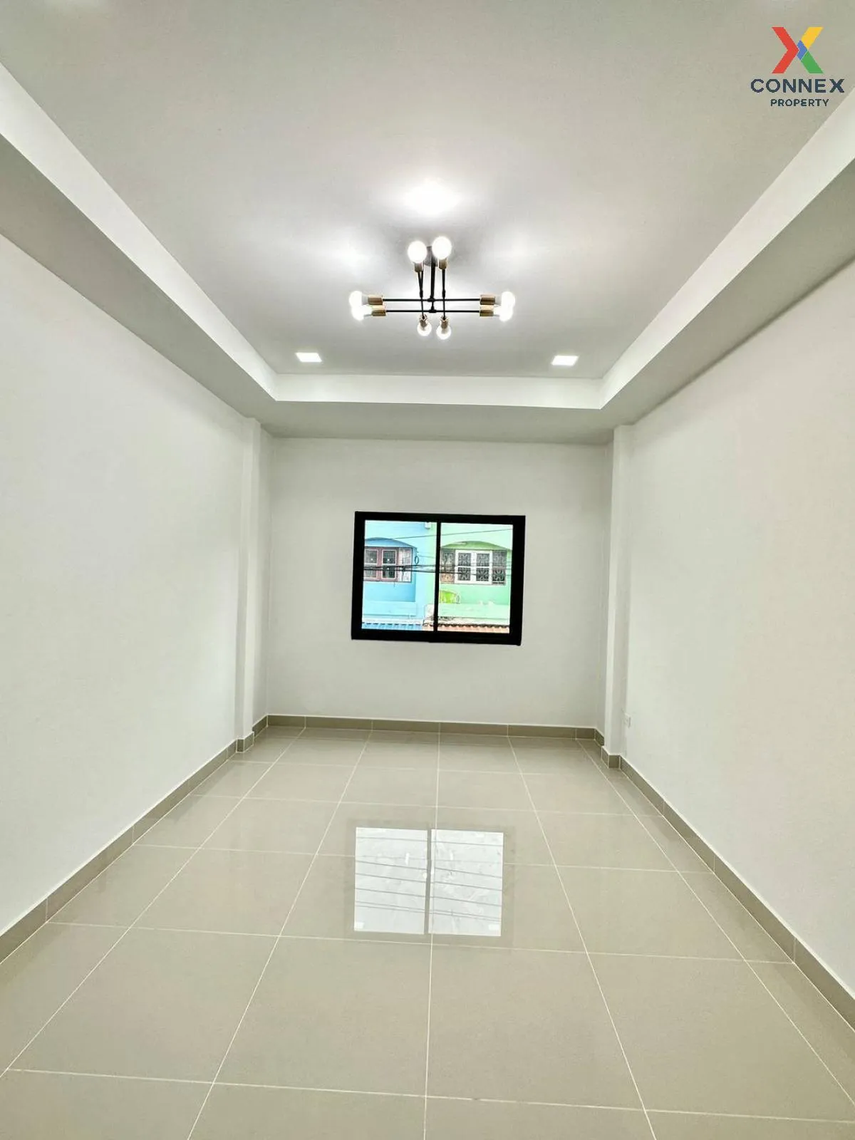 For Sale Townhouse/Townhome  , Buathong Thani Park , newly renova