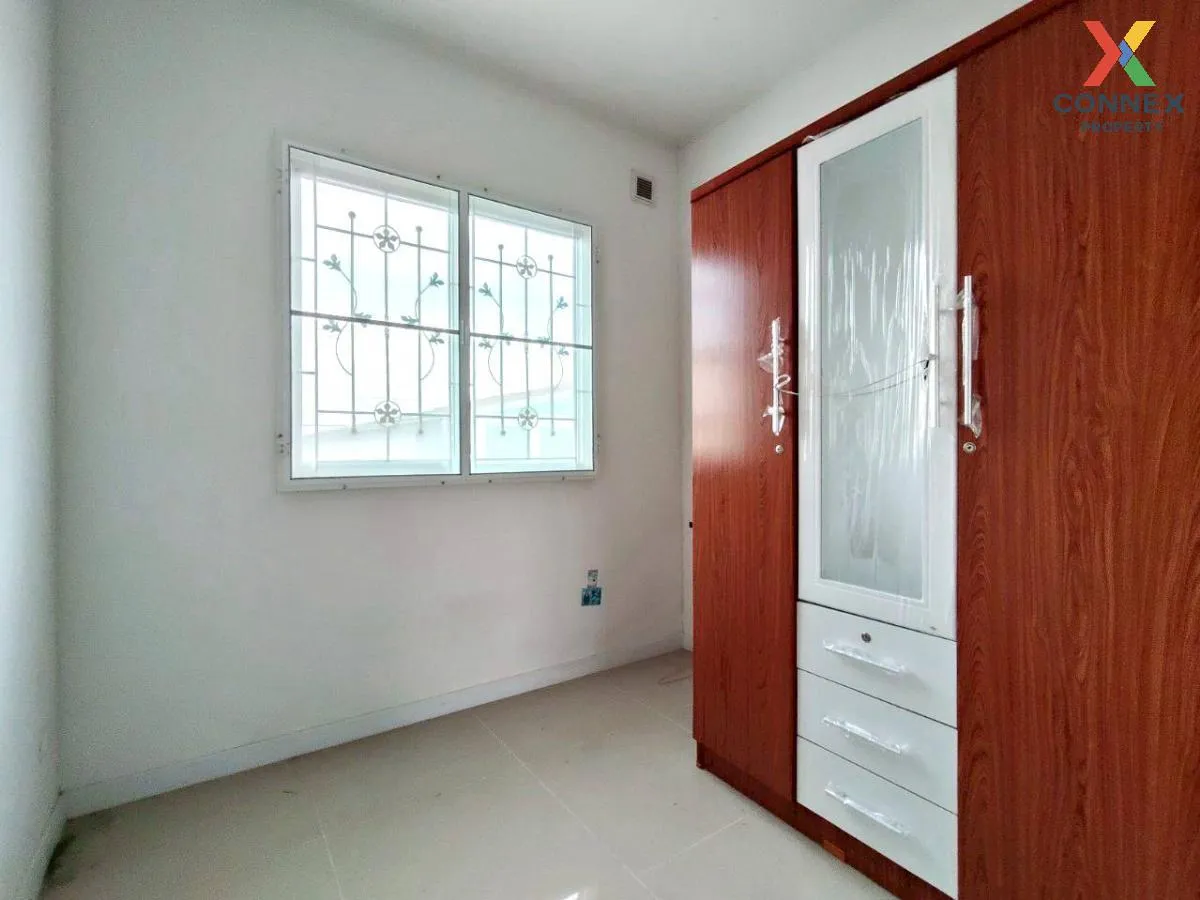 For Sale Townhouse/Townhome  , Baan Pruksa 114C Teparak-Muengmai 