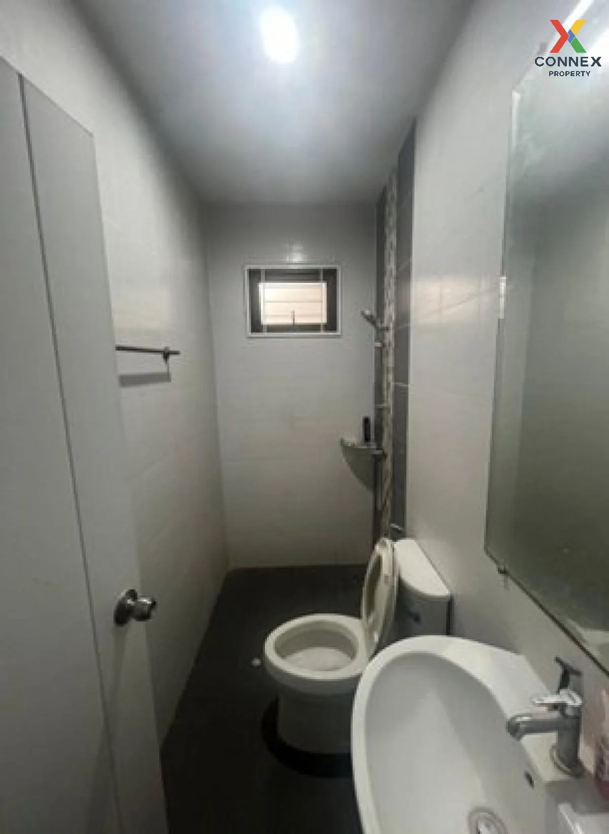 For Sale Townhouse/Townhome  , Sivarom City Nikhompattana - Rayon