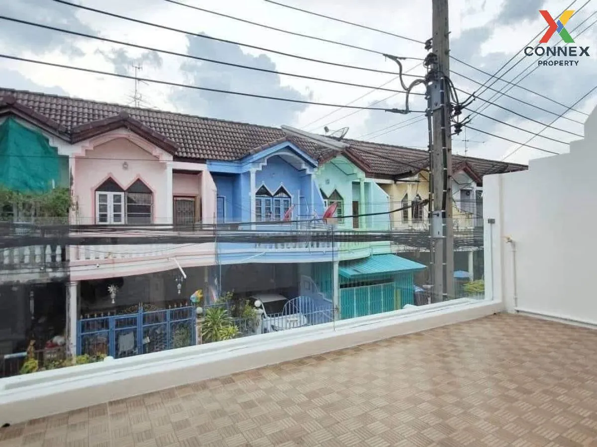 For Sale Townhouse/Townhome  , Baan Suan Than Village , newly ren
