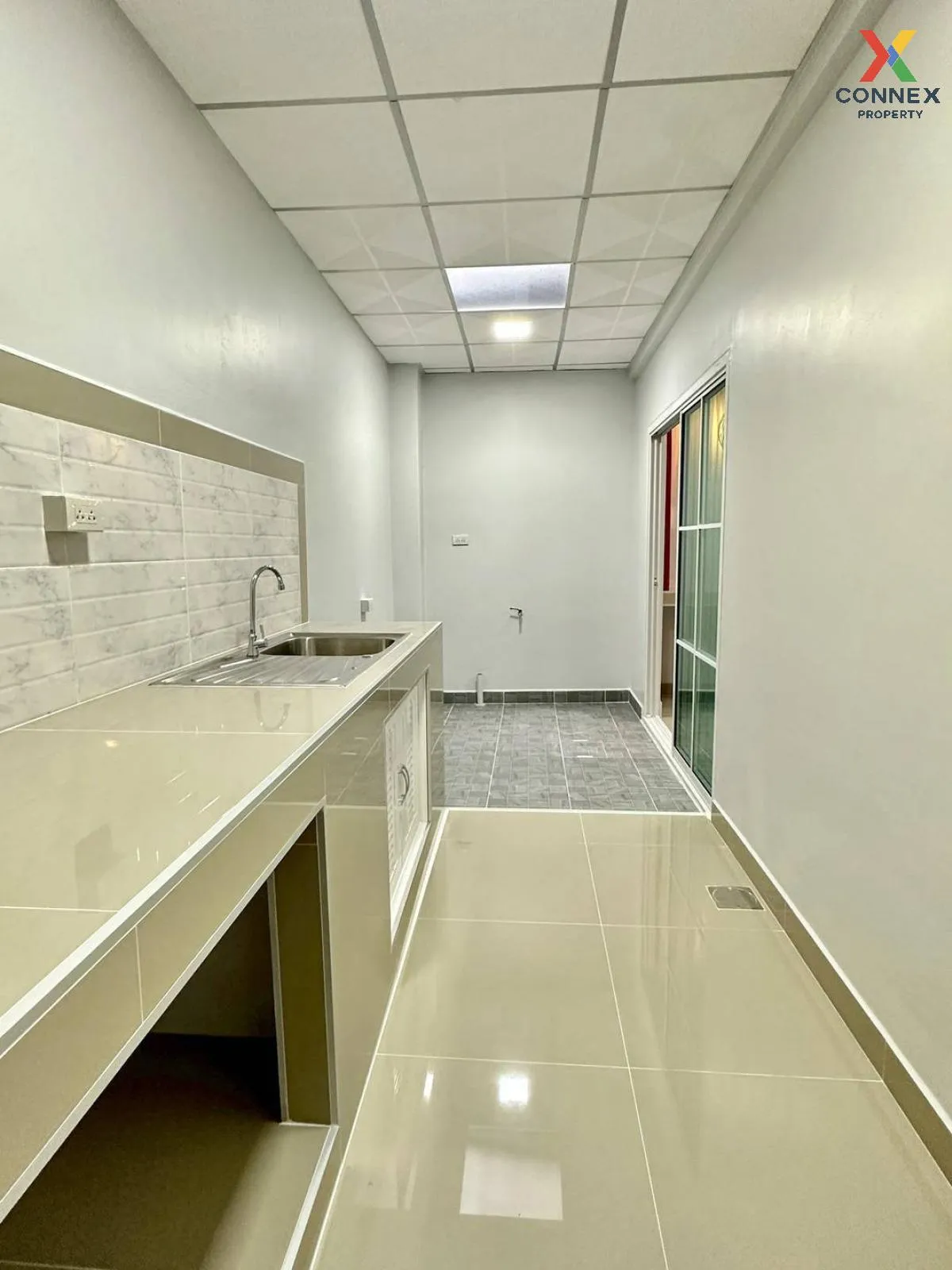 For Sale Townhouse/Townhome  , Baan Pruksa 18 Bangyai , newly ren