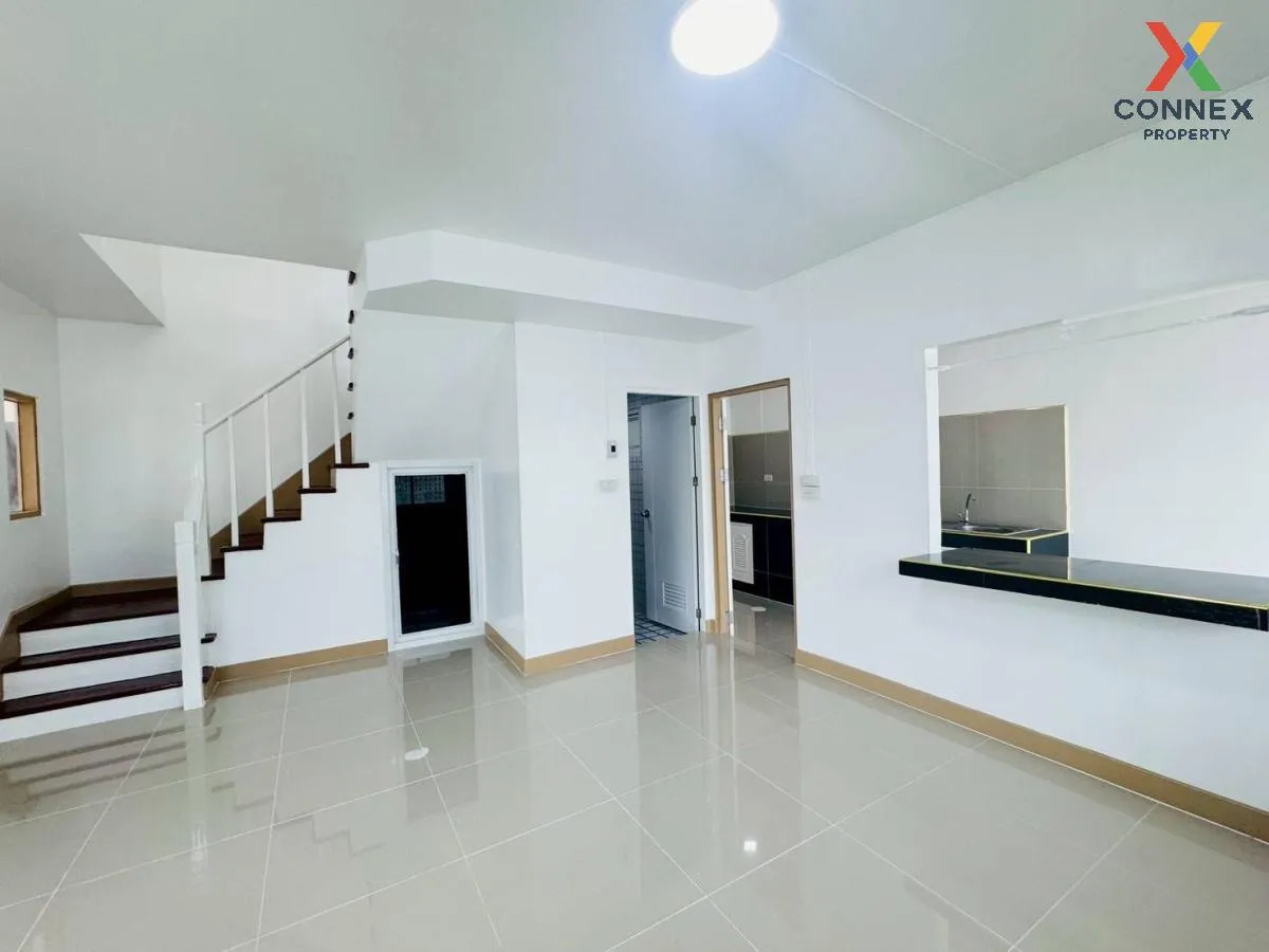 For Sale Townhouse/Townhome  , Pruksa 30 Baan Kluay-Sai Noi , new