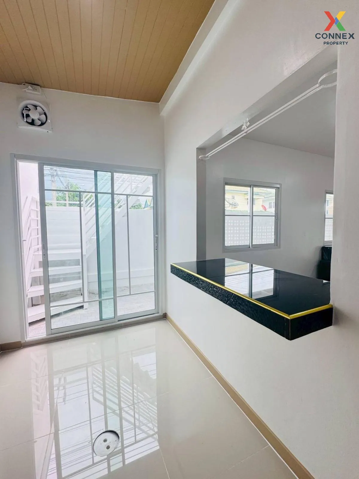 For Sale Townhouse/Townhome  , Pruksa 30 Baan Kluay-Sai Noi , new