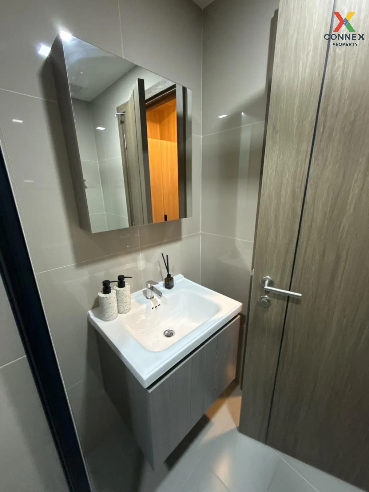 For Sale Condo , The Move Pradipat , BTS-Saphan Khwai , Sam Sen N