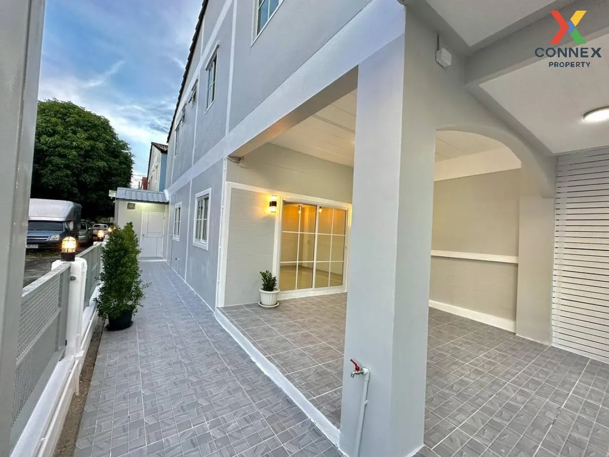 For Sale Townhouse/Townhome  , Baan Nanthicha 3/8 , wide frontage 4