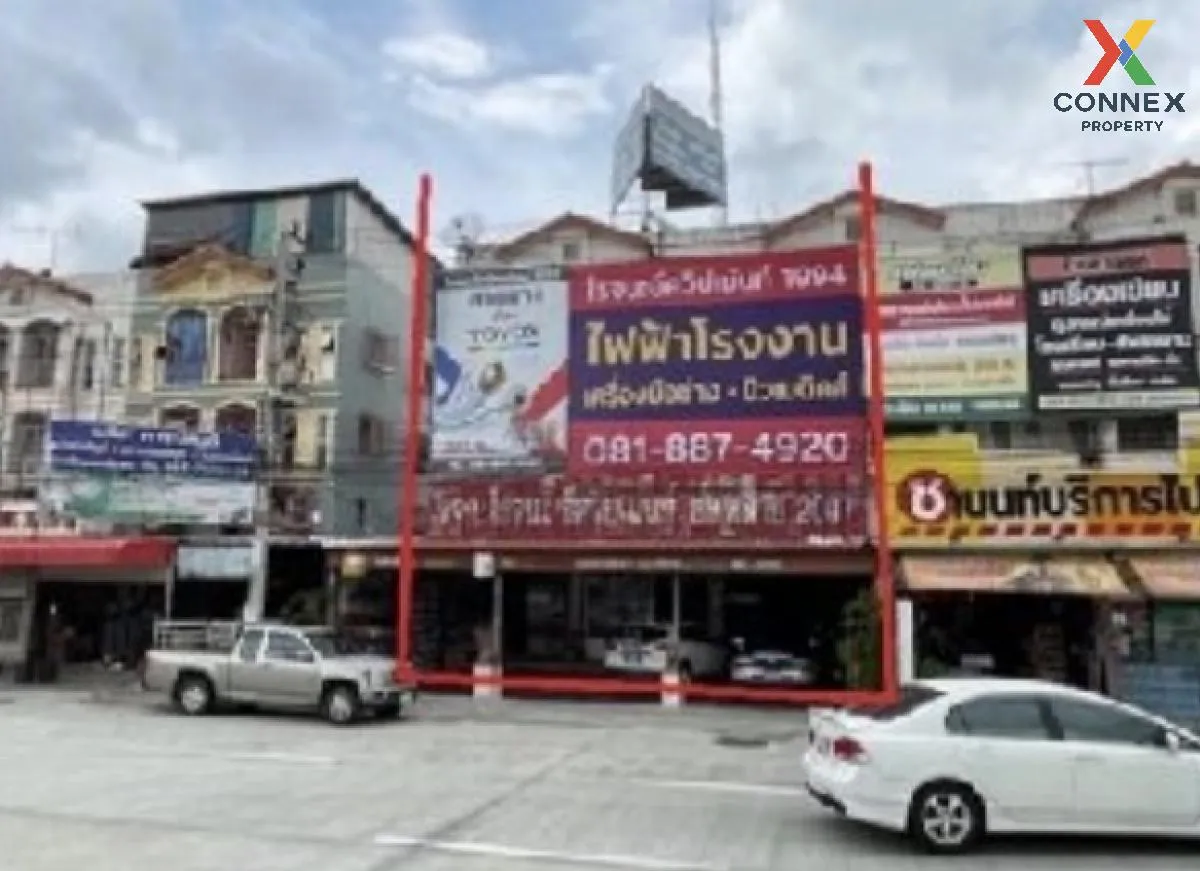 For Sale 3.5 - storey commercial building area 570 square meters  1