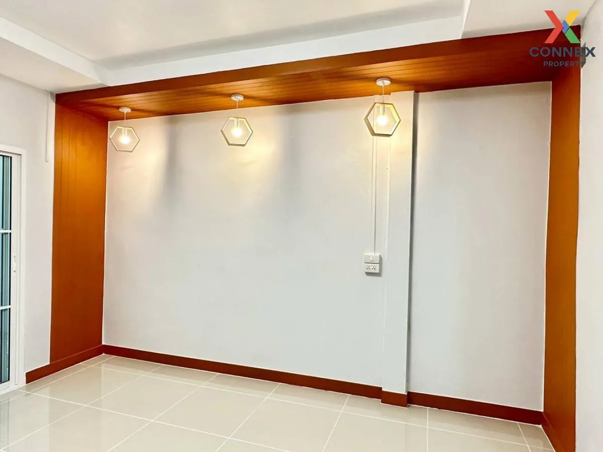 For Sale Townhouse/Townhome  , Baan Pichada , Phimonrat , Bang Bu
