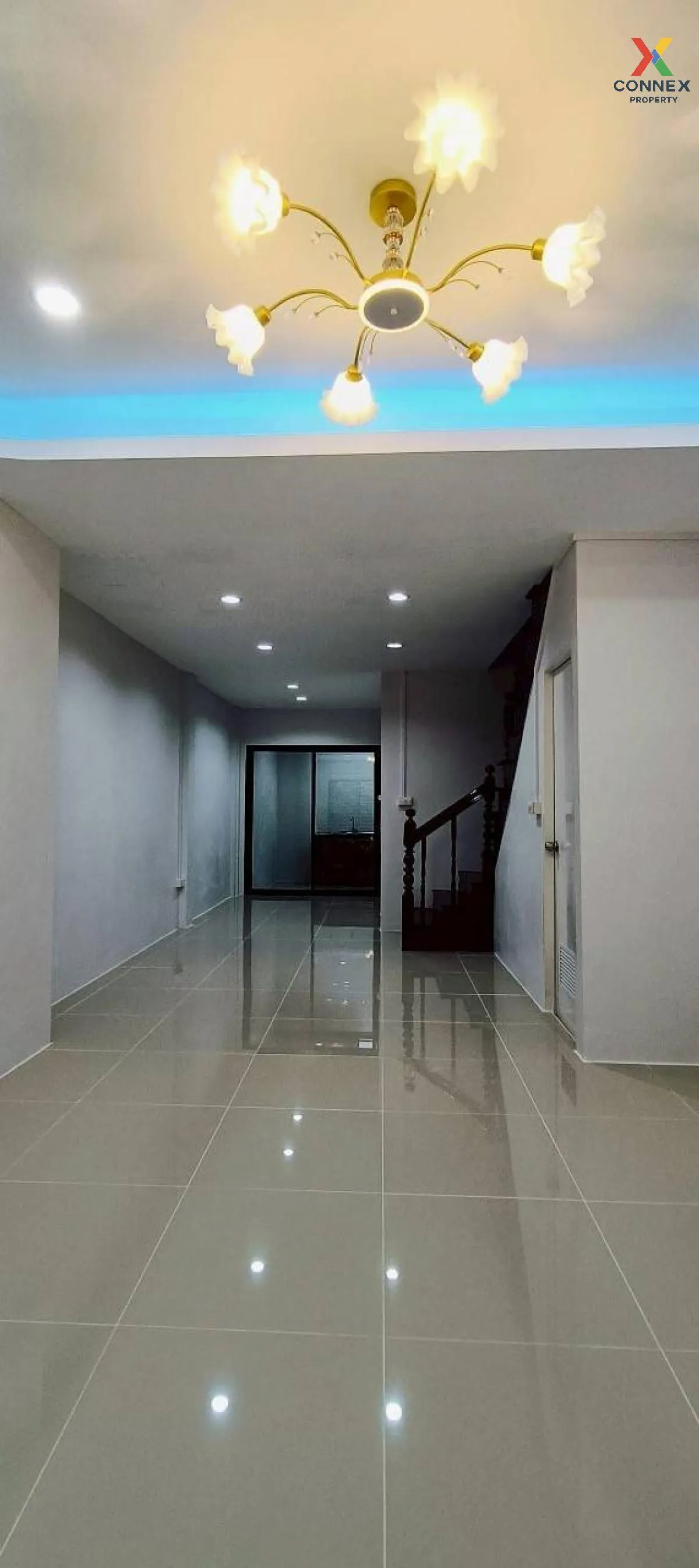 For Sale Townhouse/Townhome  , Pongsirichai 2 , newly renovated , 4