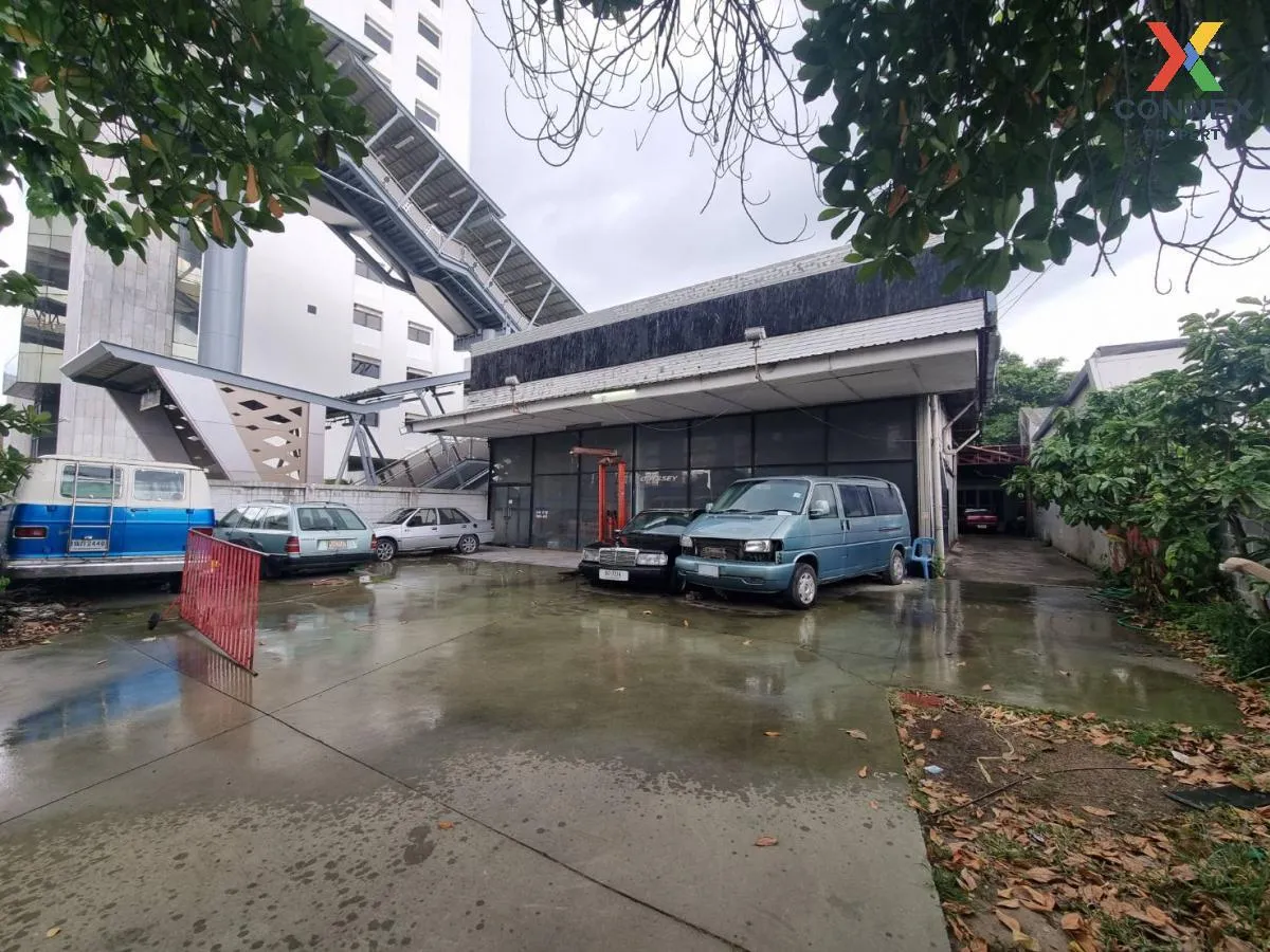 For Sale Land in Bangkapi area -Si Kritha MRT , Hua Mak , Bang Ka 3