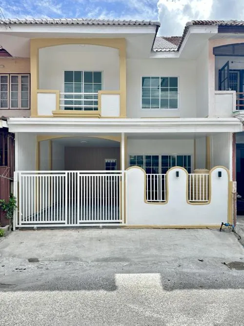 For Sale Townhouse/Townhome  , Baan Pornthisan 5 , Lam Phak Kut , Thanyaburi , Pathum Thani , CX-124685