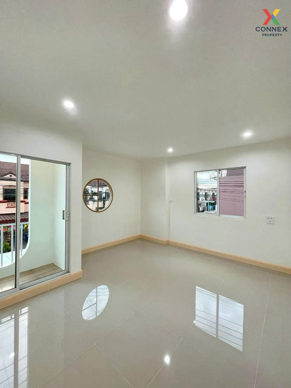 For Sale Townhouse/Townhome  , K.C. Cluster Nimitmai , Lam Luk Ka