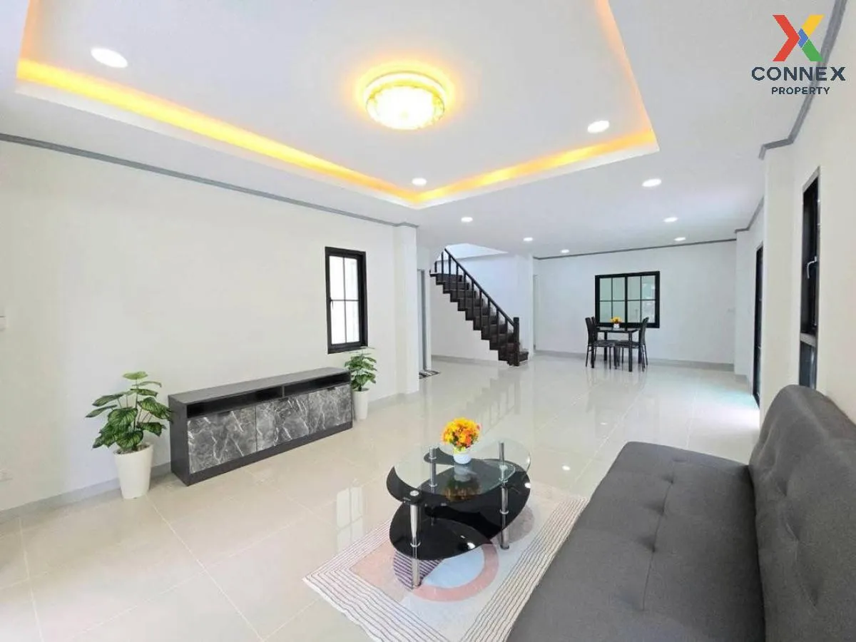 For Sale House , Siriwan-Chuan Chom Village Bang Kruai - Sai Noi 