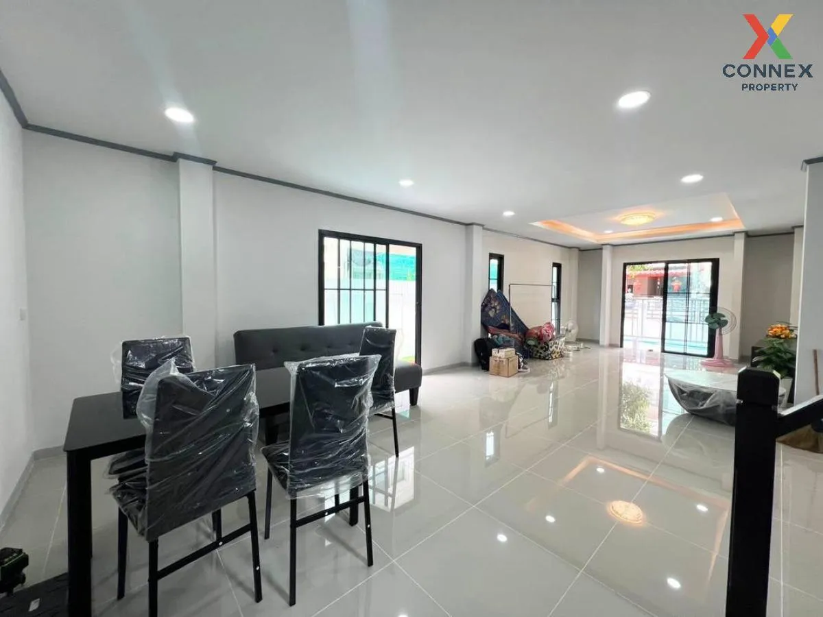 For Sale House , Siriwan-Chuan Chom Village Bang Kruai - Sai Noi 