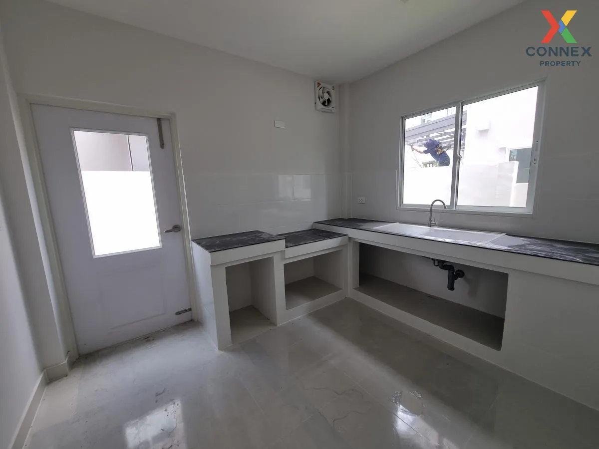 For Sale House , Vararom Watcharapol - Permsin , O Ngoen , Sai Ma