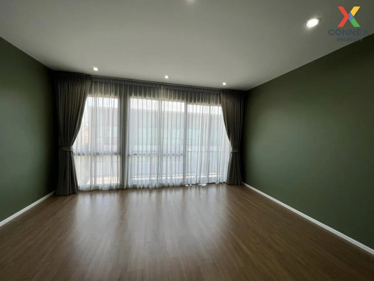 For Sale Townhouse/Townhome  , Baan Klang Muang Rama 9-New Krungt