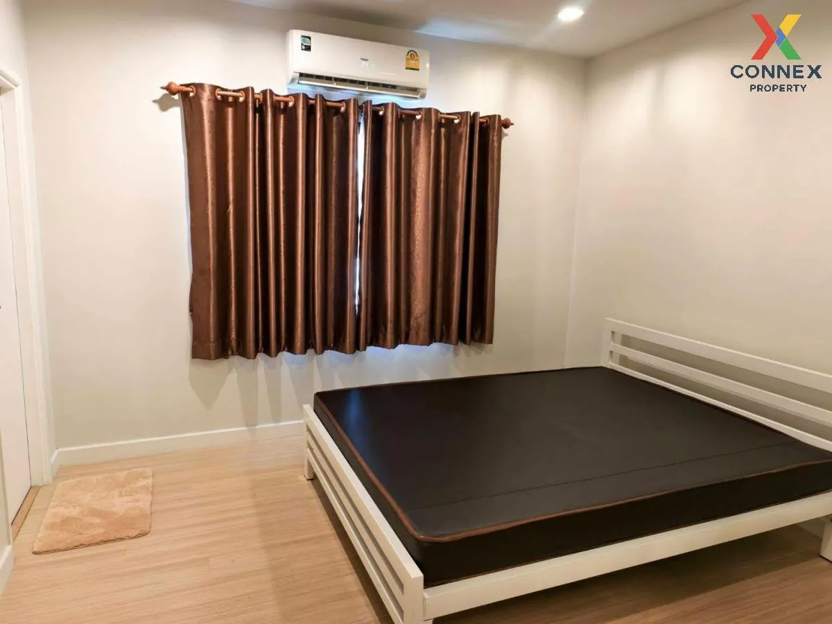 For Rent Townhouse/Townhome  , PLEX BANGNA , wide frontage , newl