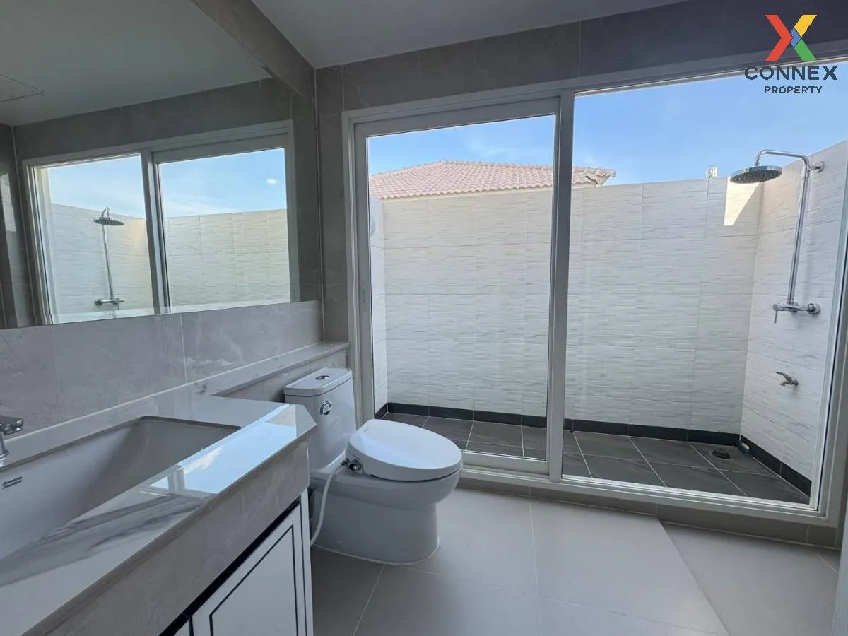 For Sale House , Laddarom Chatuchot , wide frontage , O Ngoen , S 4