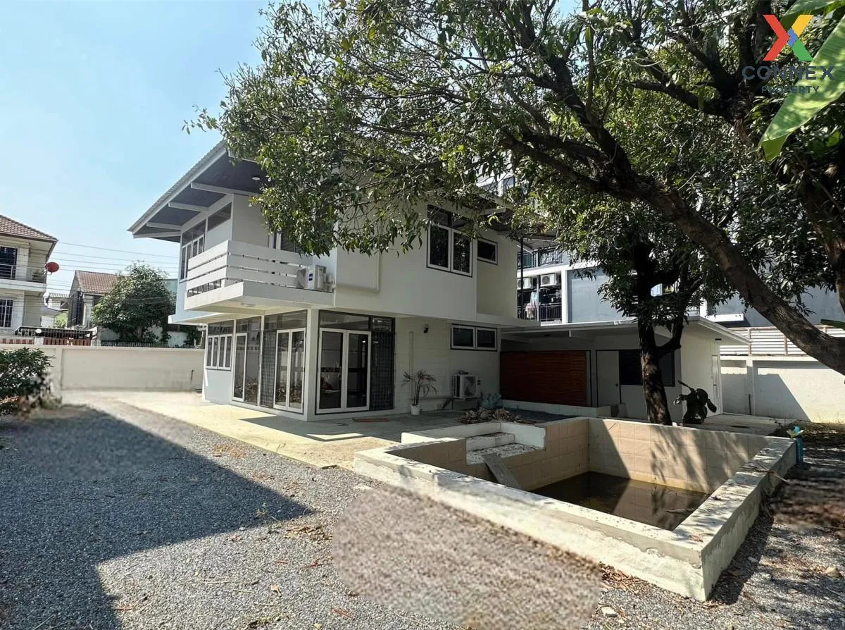 For Rent Townhome sukumvit60/1 , wide frontage , Bang Chak , Phra 3