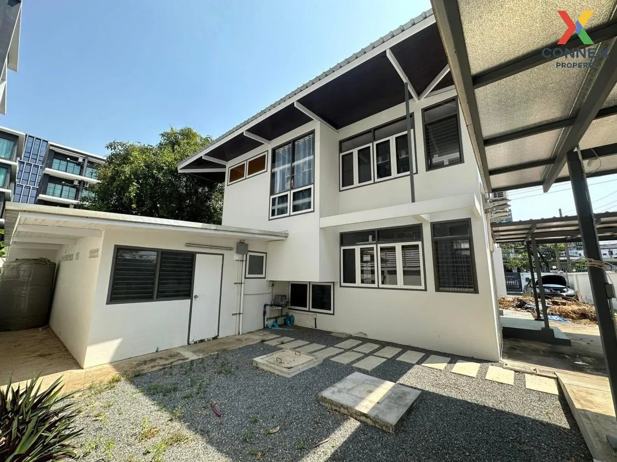 For Rent Townhome sukumvit60/1 , wide frontage , Bang Chak , Phra