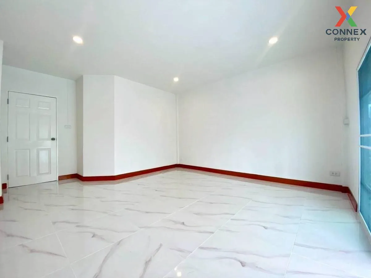 For Sale Townhouse/Townhome  , Baan Manawadee , Bang Khu Rat , Ba