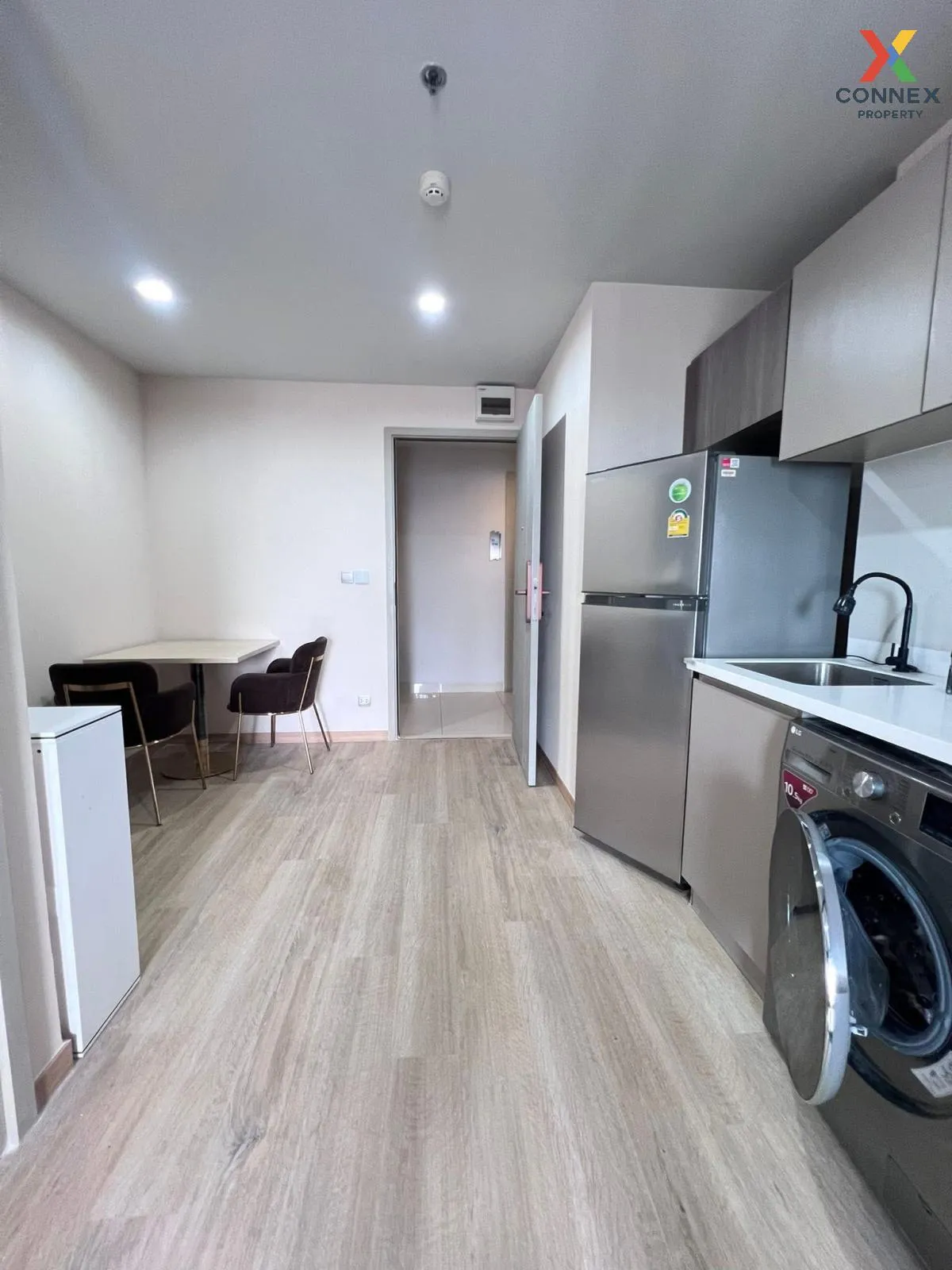 For Rent Condo , Life Ladprao , high floor , BTS-Ha Yaek Lat Phra 1
