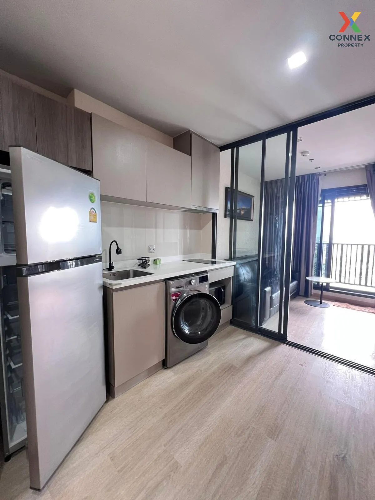 For Rent Condo , Life Ladprao , high floor , BTS-Ha Yaek Lat Phra 4