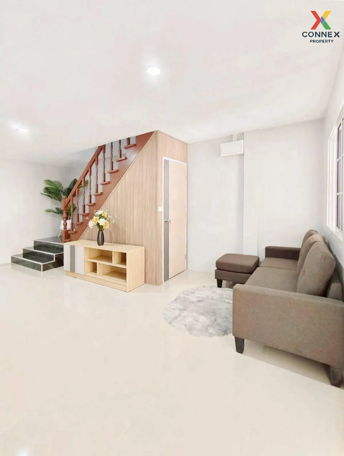 For Sale Townhouse/Townhome  , Baan Siriwan 1 , newly renovated ,