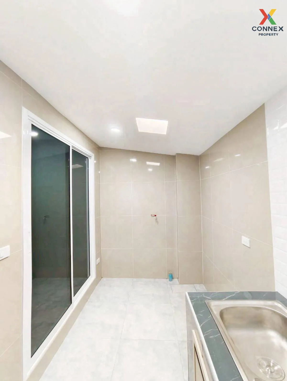For Sale Townhouse/Townhome  , Baan Siriwan 1 , newly renovated ,